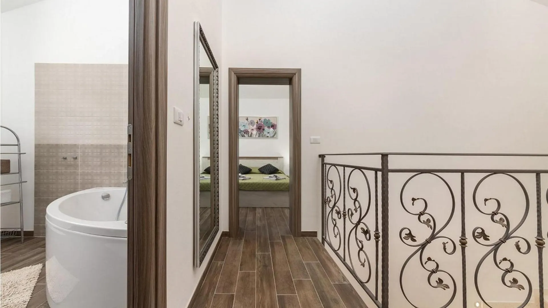 Villa Re Svetvincenat 0*,  Croatia