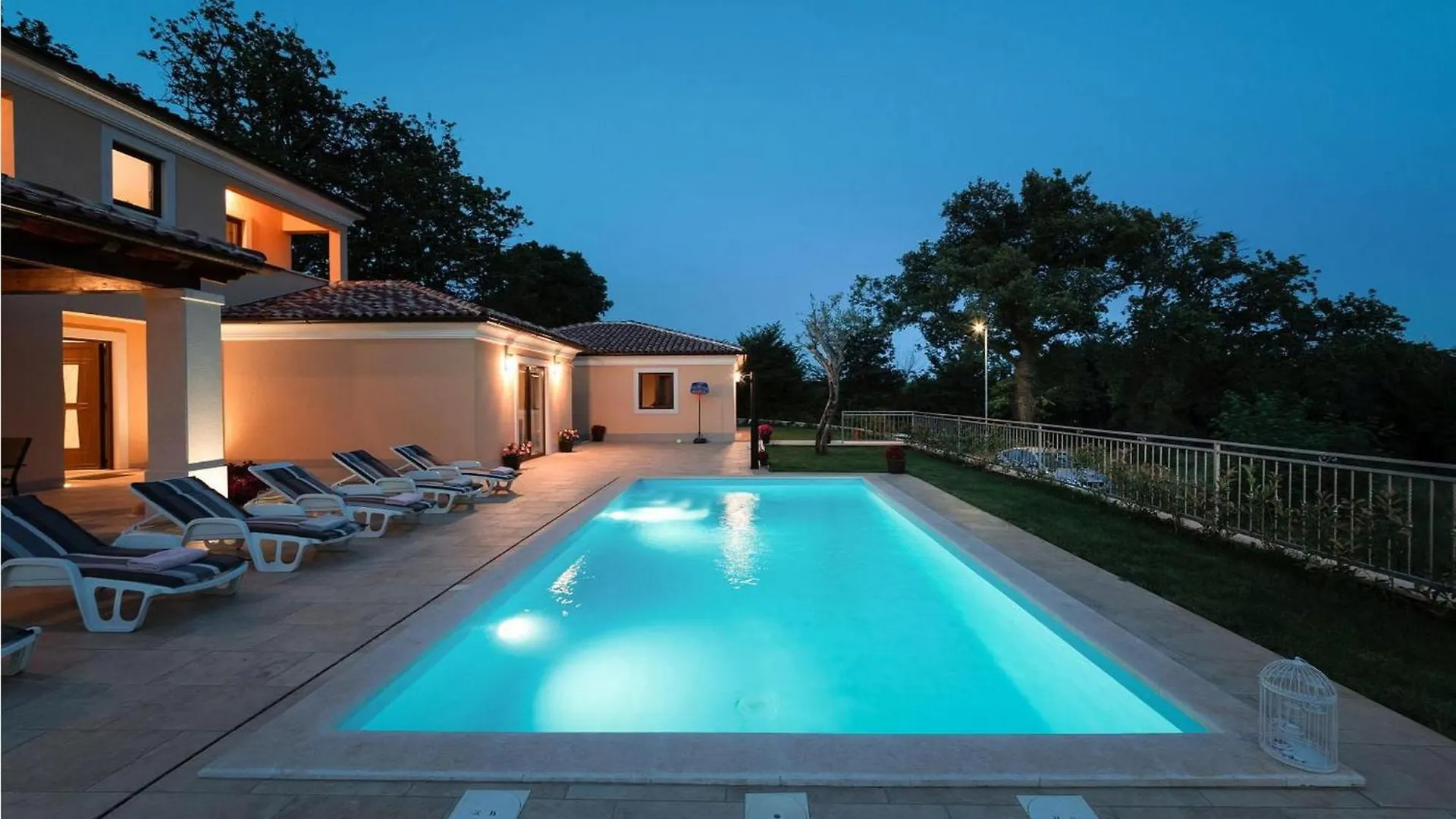 Villa Re Svetvincenat Holiday home